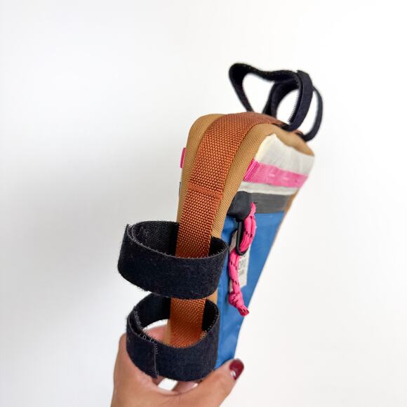 Topo Designs Frame Bike Bag Blue Pink Unisex - Picture 3 of 8